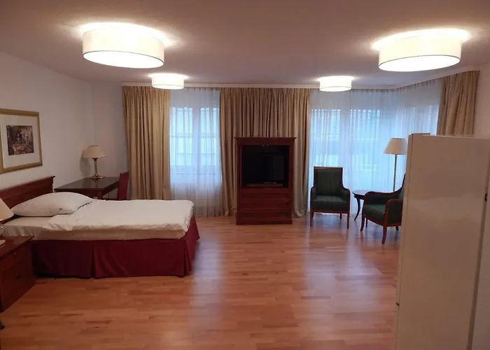 Free Apartment - Bei Der Markthalle